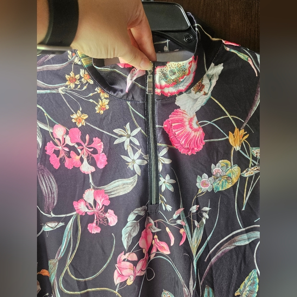 Acegolfs Floral Long Sleeve Quarterzip Workout Top - Picture 3 of 6